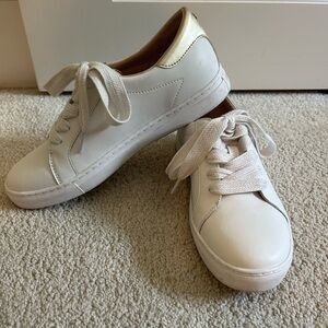 Kate Spade ‘Alanna’ White Leather Sneakers With Gold Accent Size 8.5